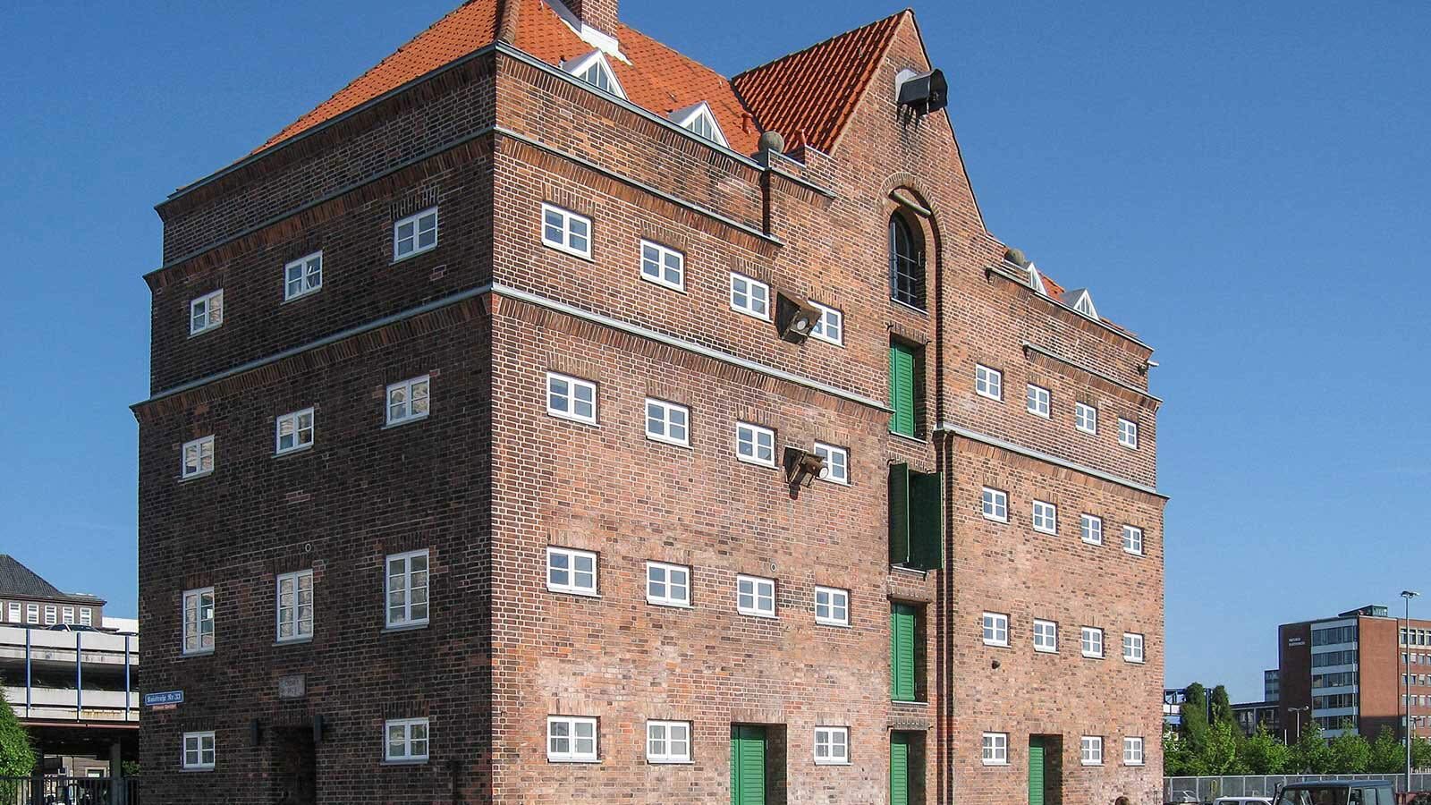 Architekt Ladwig, Umbau Eckmannspeicher Kiel